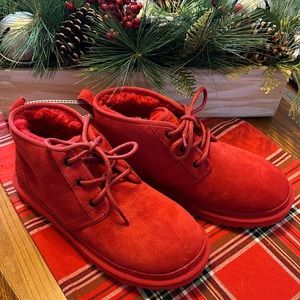 NWT Ugg Boots in red Never Worn, No spots or imperfections